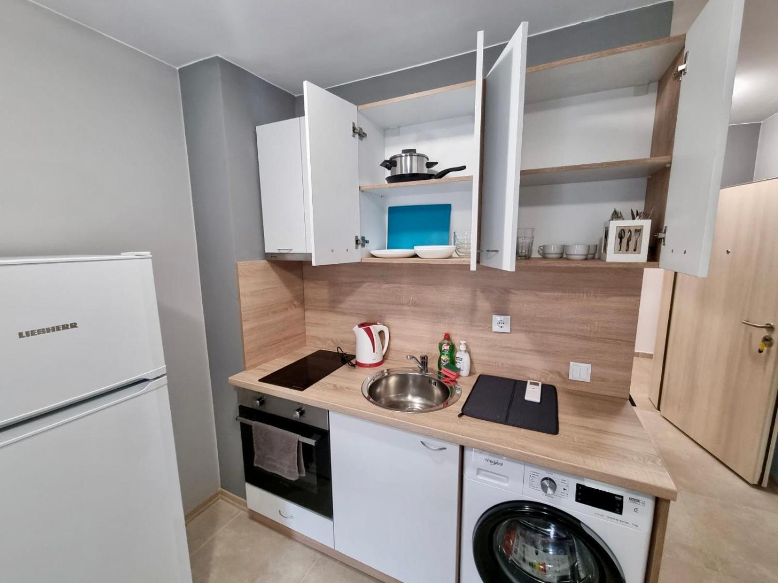 Best Family Apartments & Private Parking Sofia Buitenkant foto